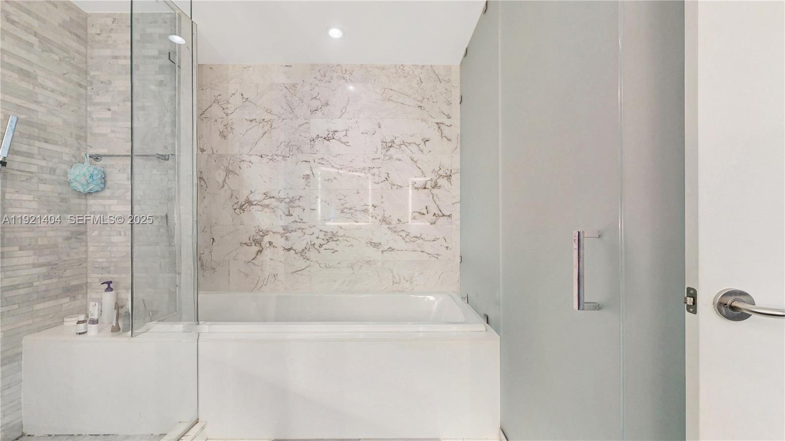 851 NE 1st Ave #1508, Miami FL 33132