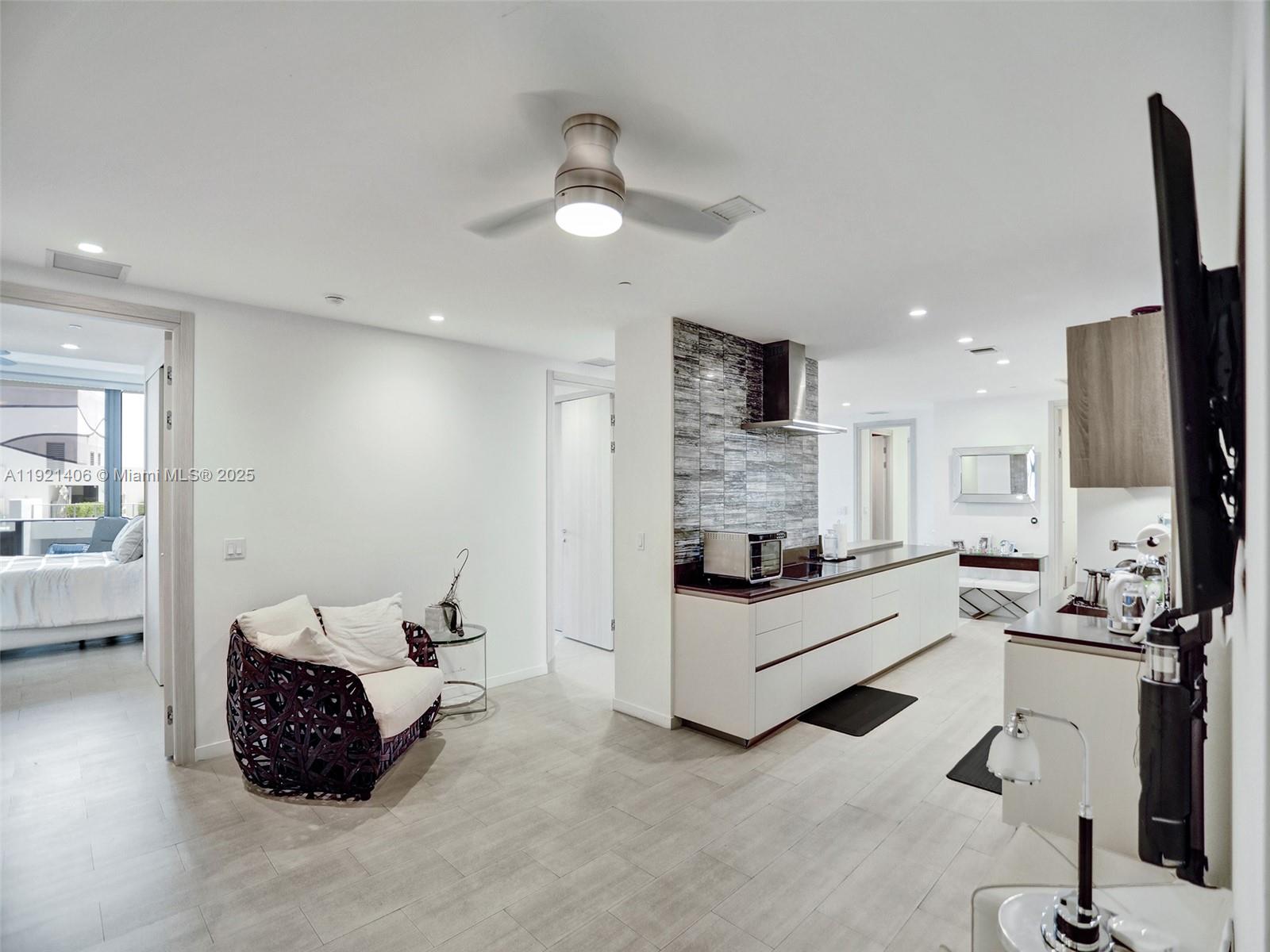 1000 Brickell Plz #PH5103, Miami FL 33131