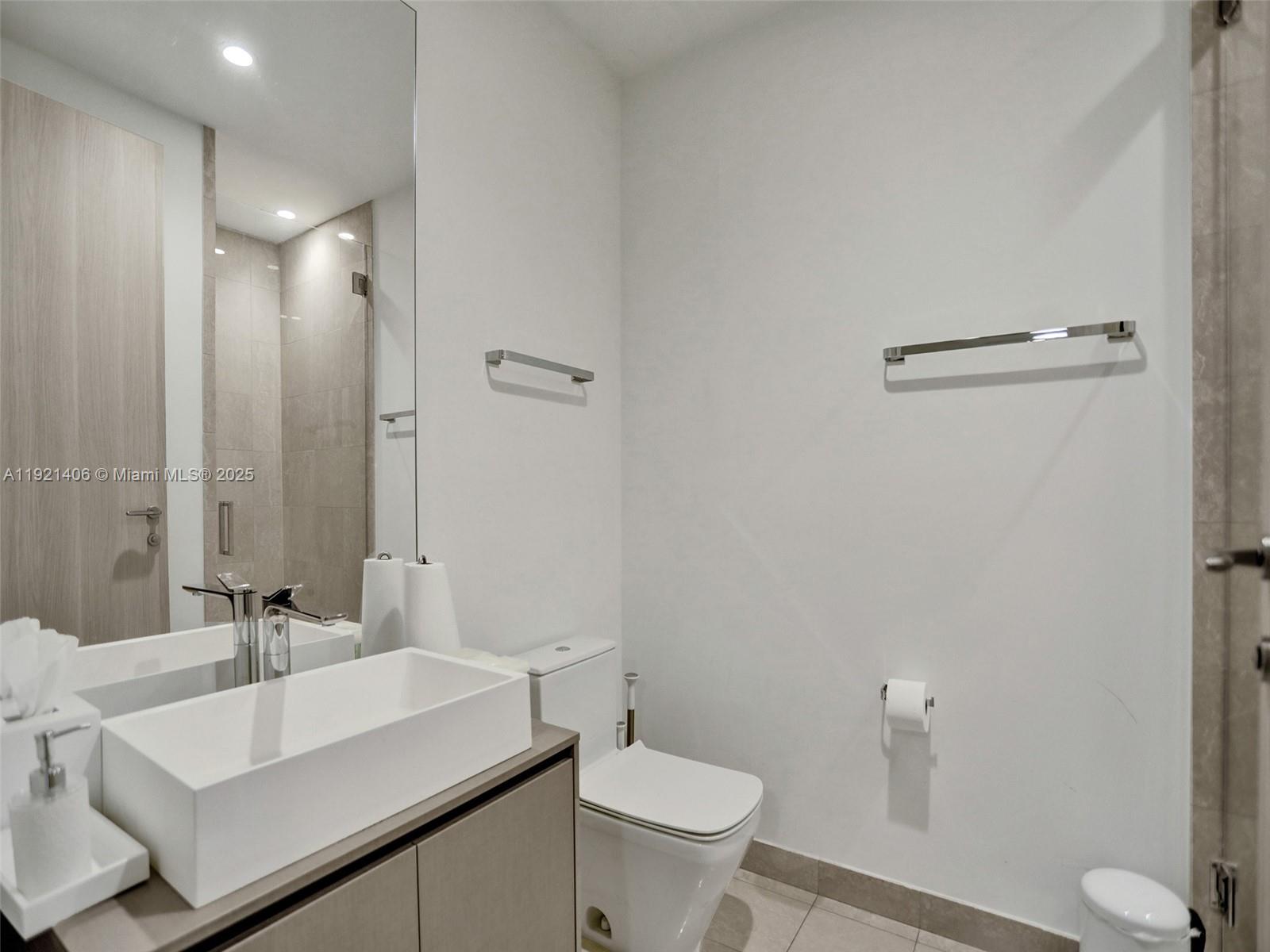 1000 Brickell Plz #PH5103, Miami FL 33131
