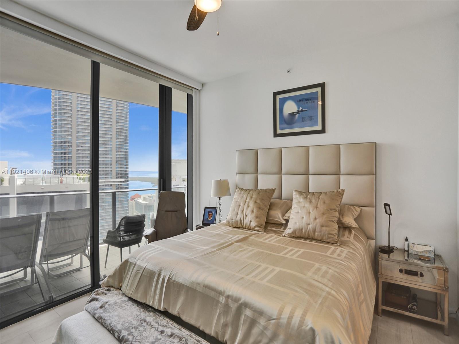 1000 Brickell Plz #PH5103, Miami FL 33131