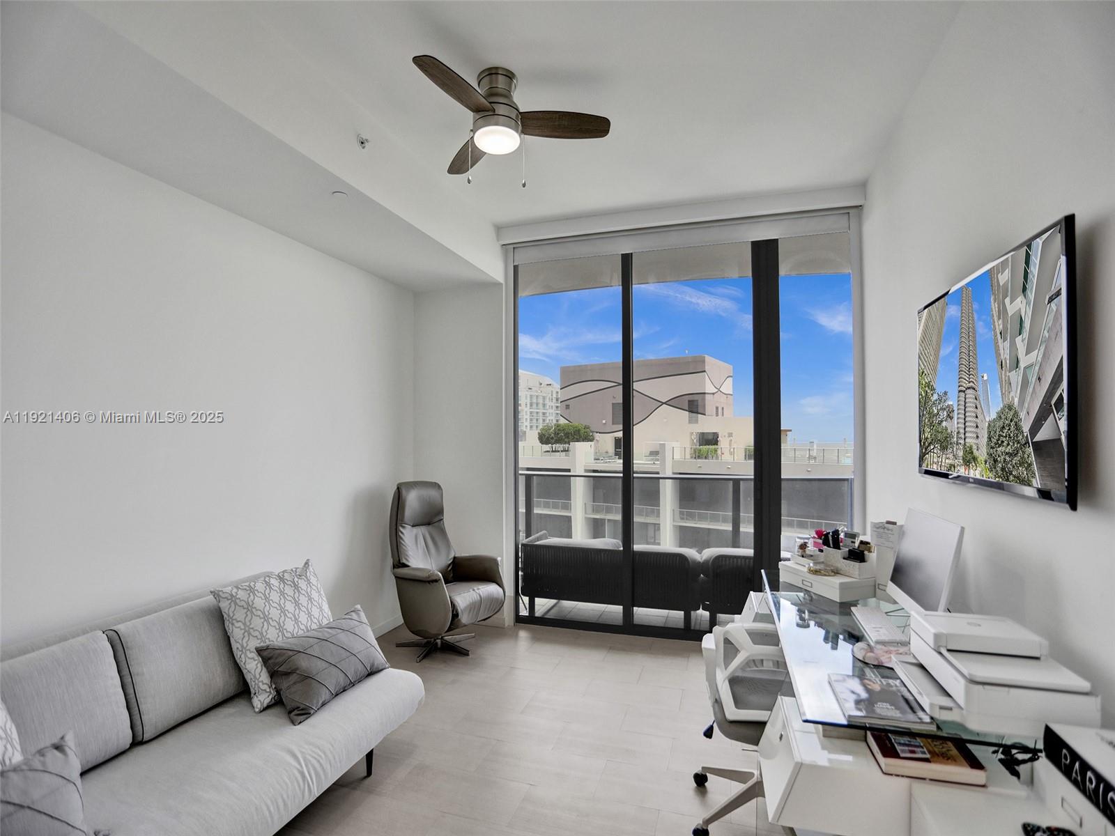 1000 Brickell Plz #PH5103, Miami FL 33131