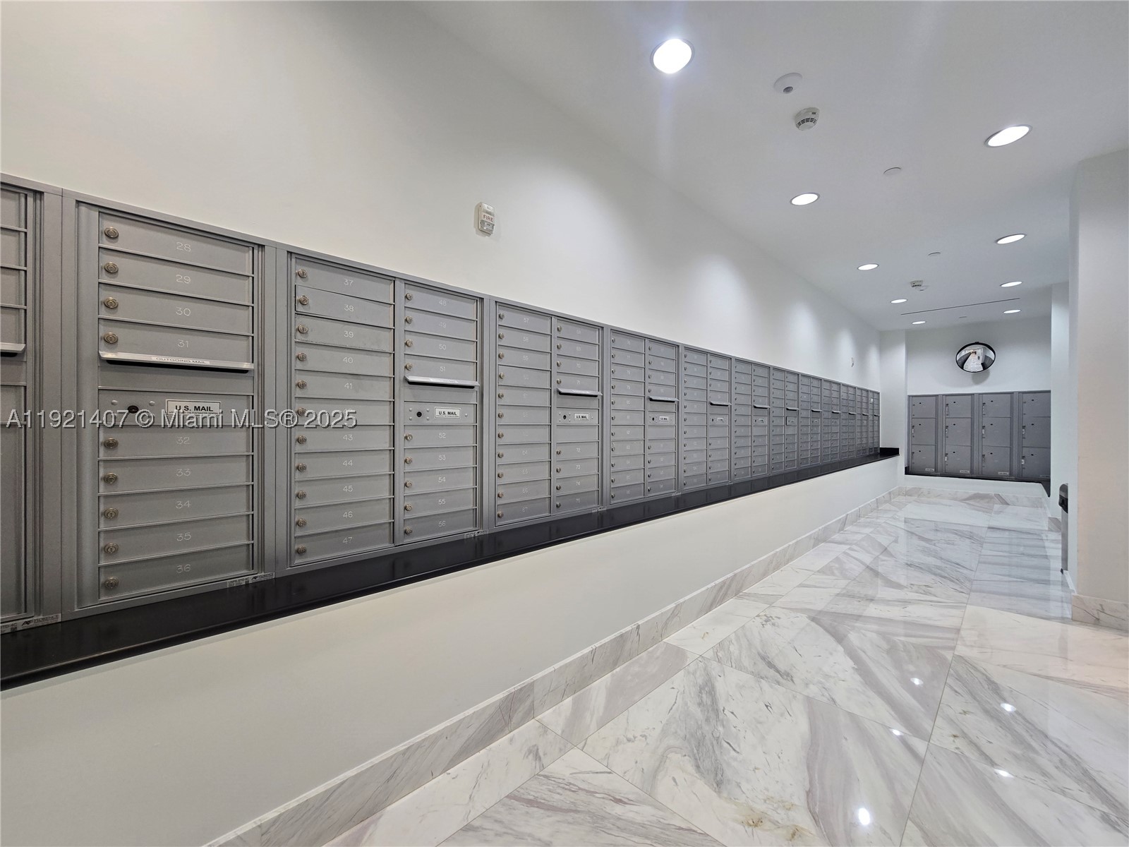 400 Sunny Isles Blvd (2 Parkings) #1519, Sunny Isles Beach FL 33160