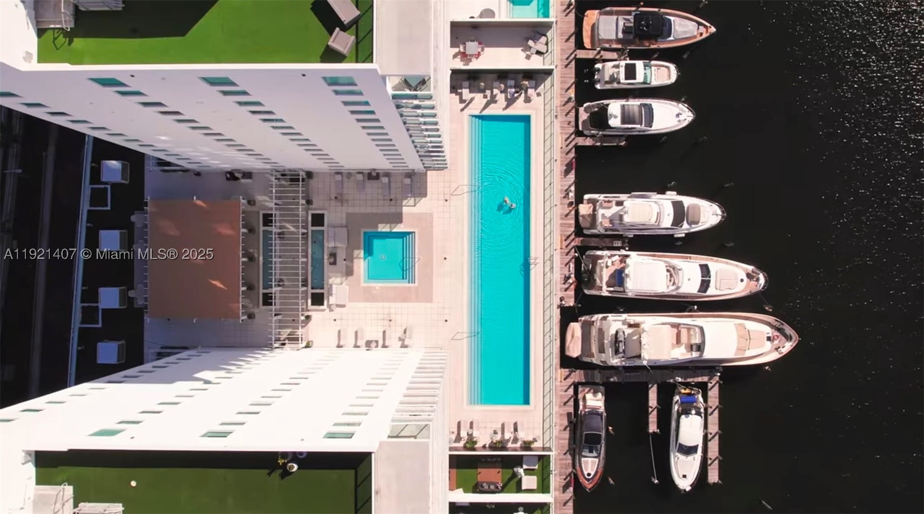 400 Sunny Isles Blvd (2 Parkings) #1519, Sunny Isles Beach FL 33160