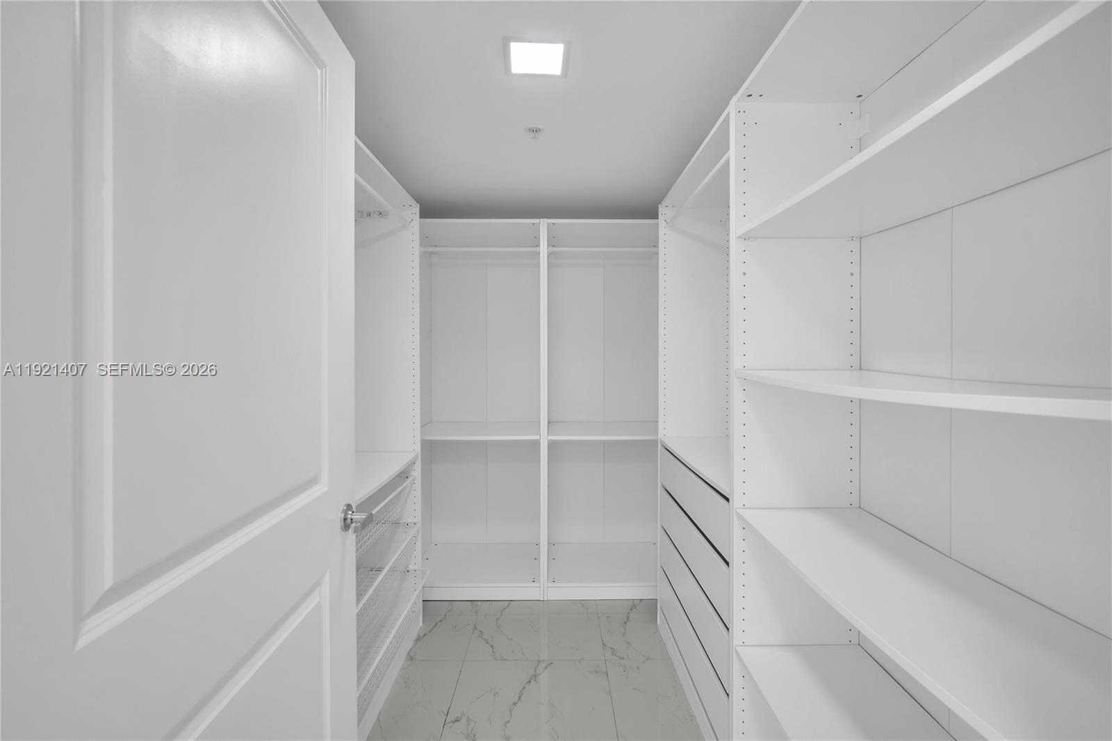 400 Sunny Isles Blvd #1519, Sunny Isles Beach FL 33160