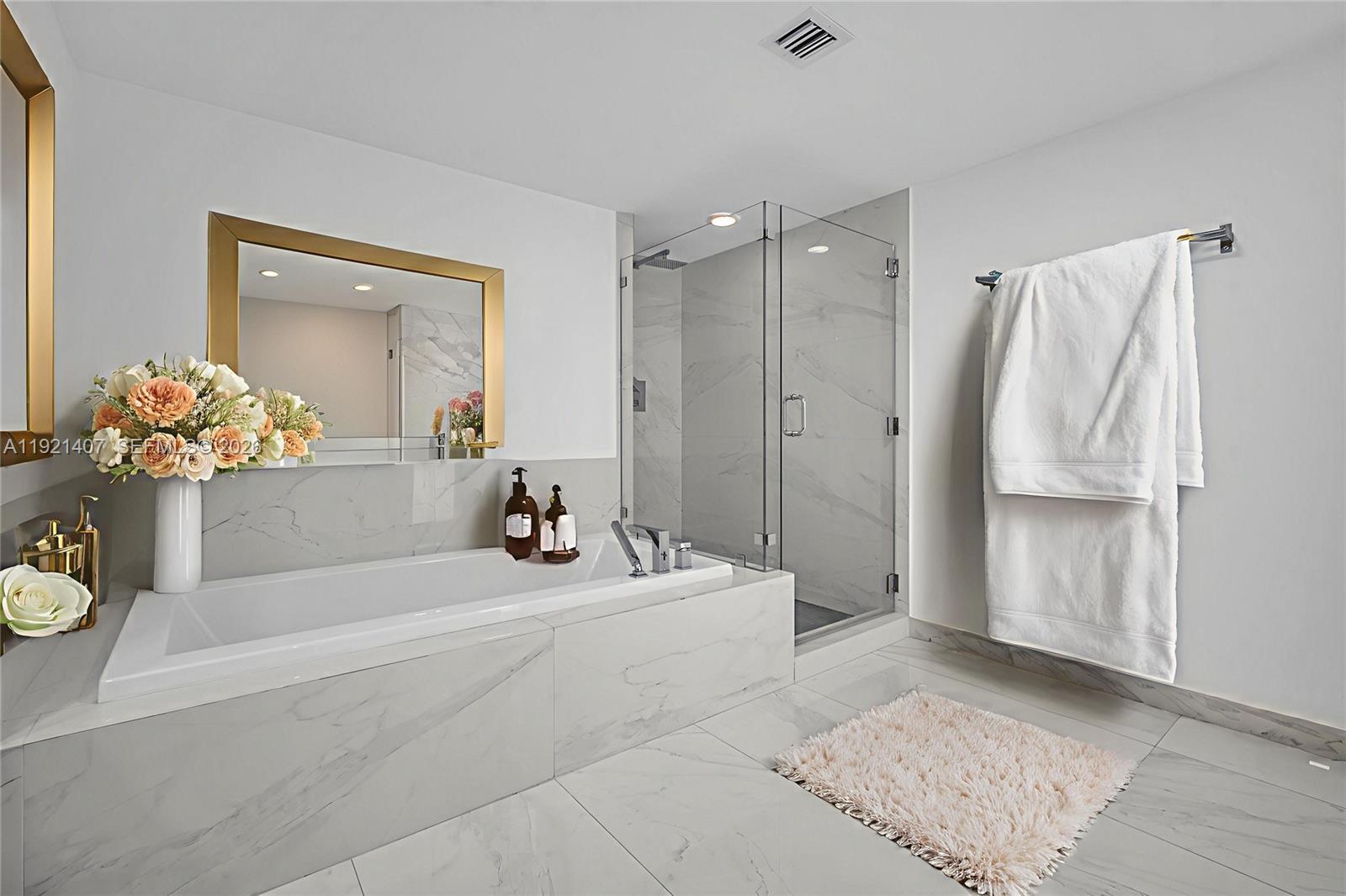 400 Sunny Isles Blvd #1519, Sunny Isles Beach FL 33160