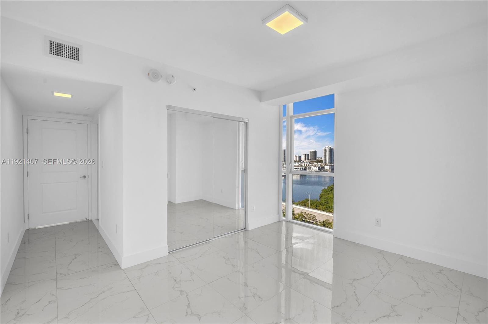 400 Sunny Isles Blvd #1519, Sunny Isles Beach FL 33160