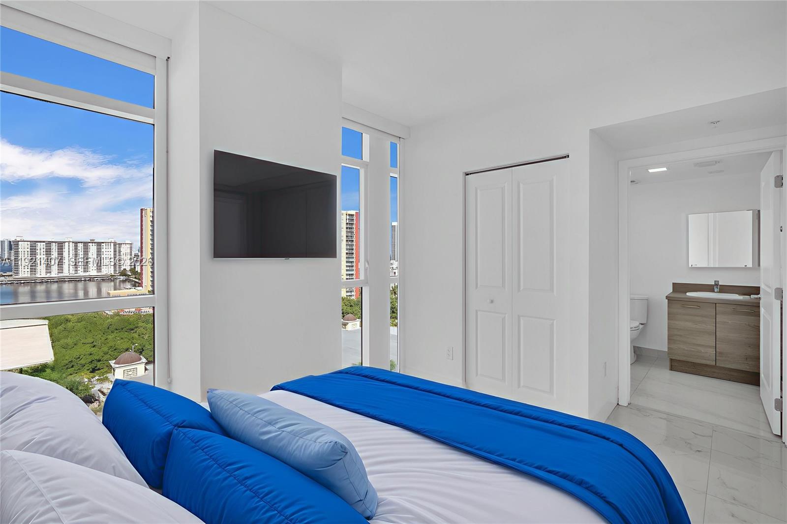 400 Sunny Isles Blvd #1519, Sunny Isles Beach FL 33160