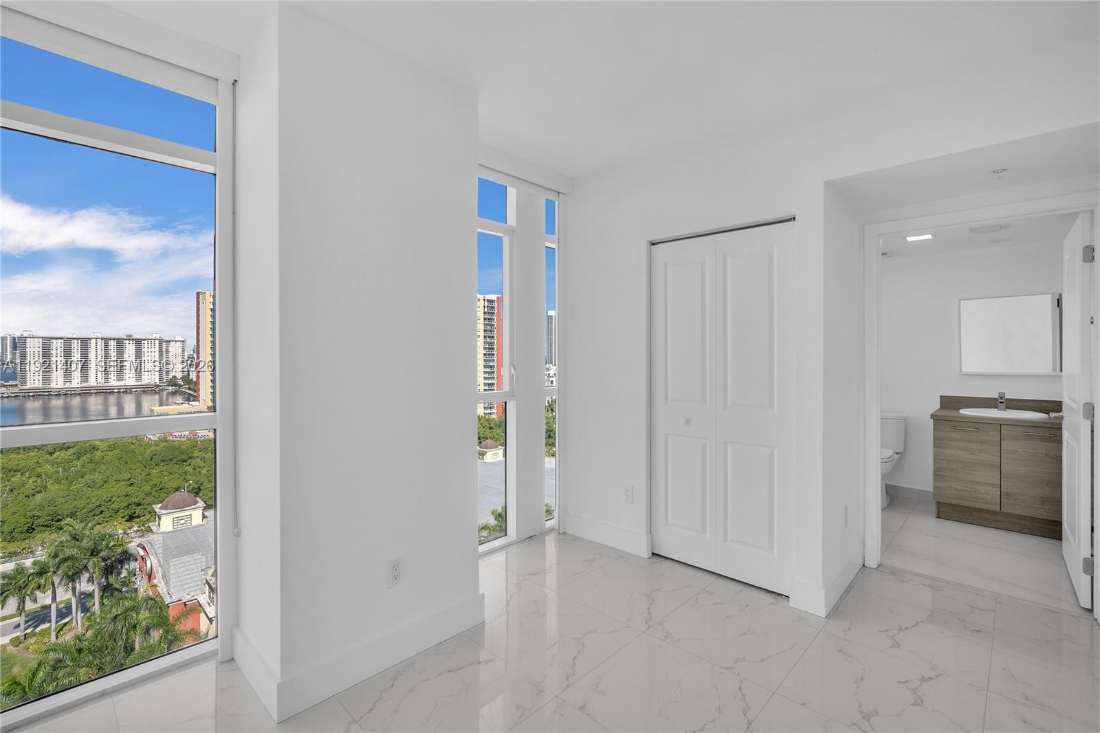 400 Sunny Isles Blvd #1519, Sunny Isles Beach FL 33160