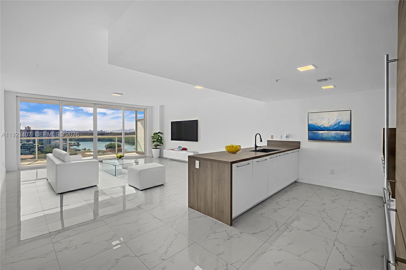 400 Sunny Isles Blvd #1519, Sunny Isles Beach FL 33160