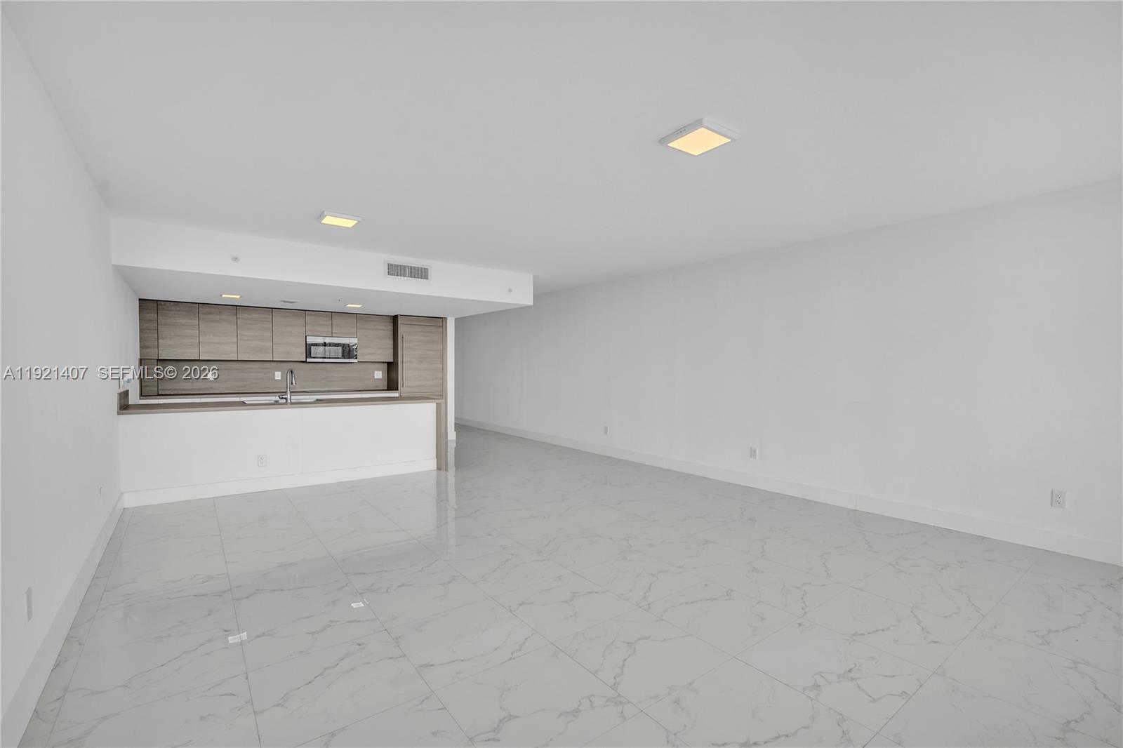 400 Sunny Isles Blvd #1519, Sunny Isles Beach FL 33160