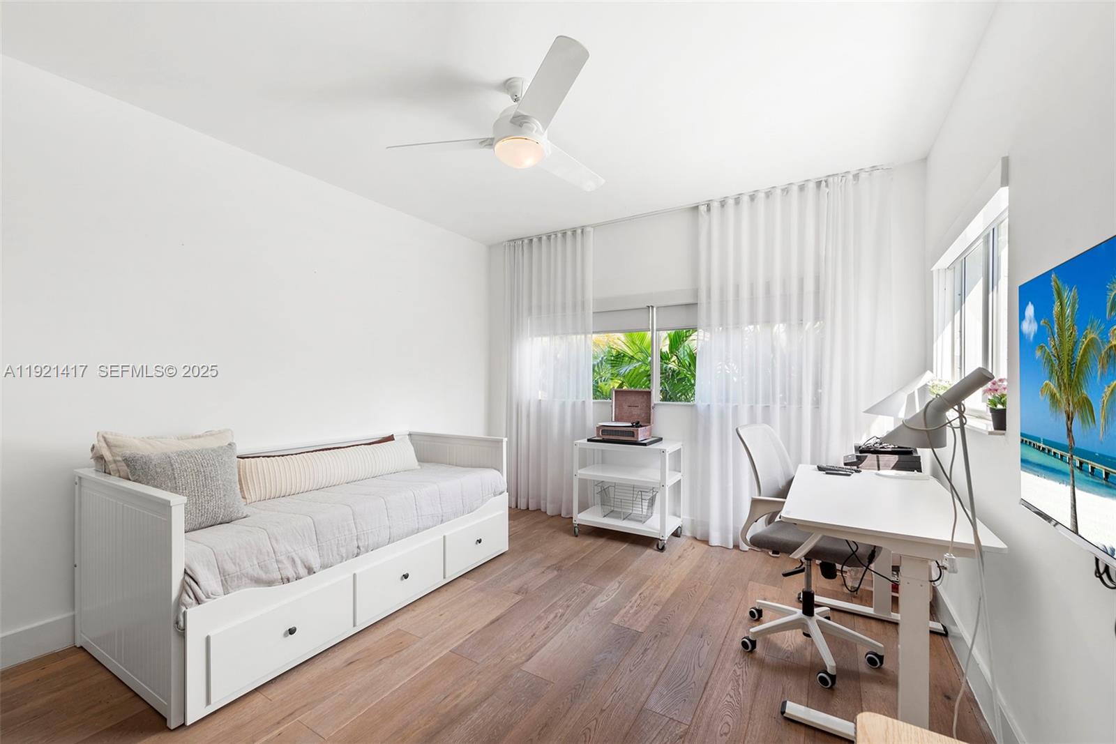 970 S Shore Dr, Miami Beach FL 33141