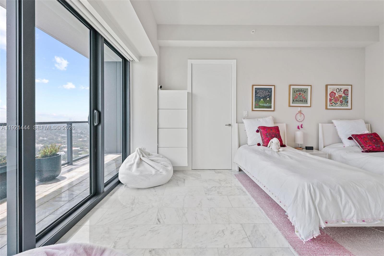 1451 Brickell Ave #2802, Miami FL 33131