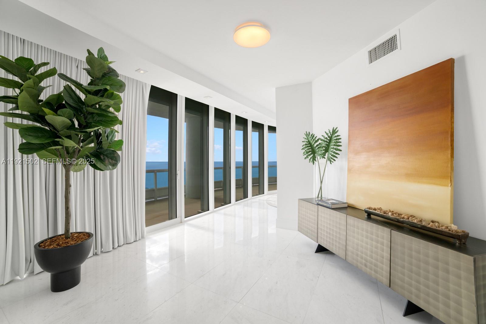 1643 Brickell Ave #PH4902, Miami FL 33129