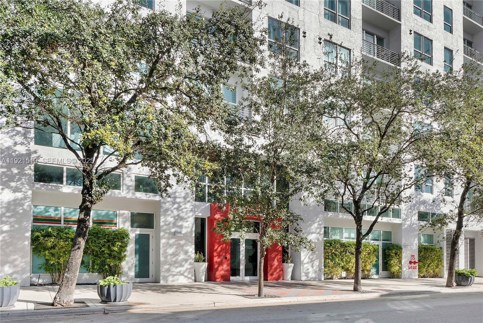 133 NE 2nd Ave #508, Miami FL 33132