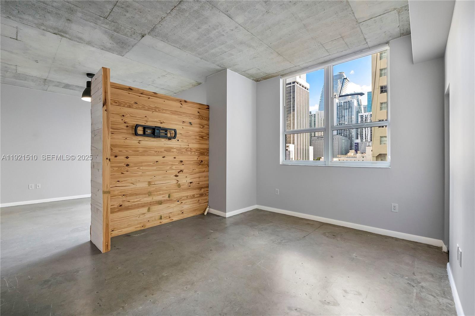 133 NE 2nd Ave #508, Miami FL 33132