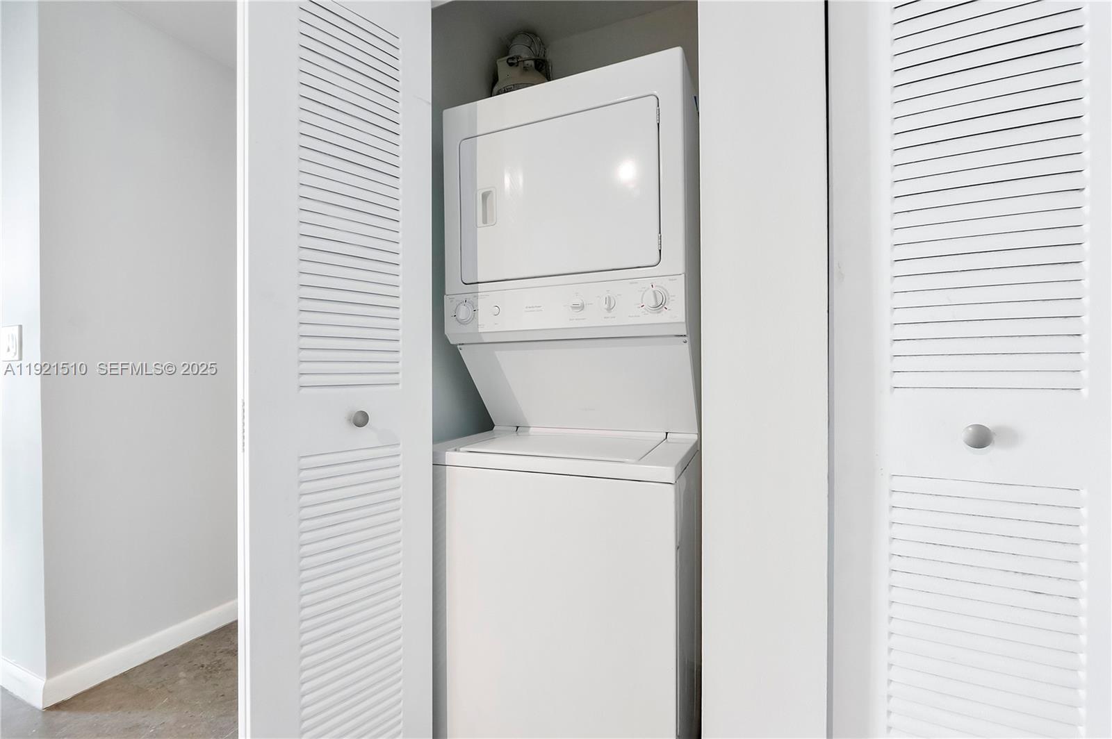 133 NE 2nd Ave #508, Miami FL 33132