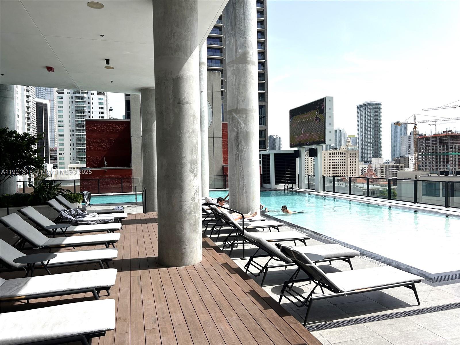 398 NE 5th St #2215, Miami FL 33132