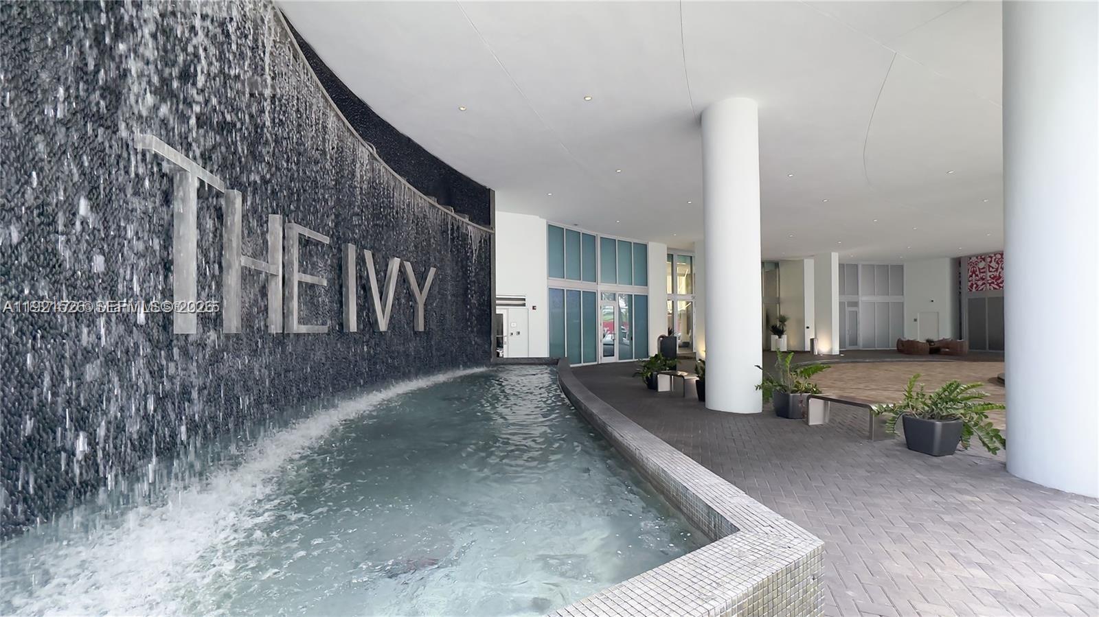 90 SW 3rd St #4105, Miami FL 33130