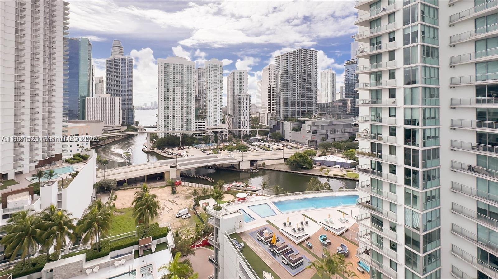 90 SW 3rd St #4105, Miami FL 33130