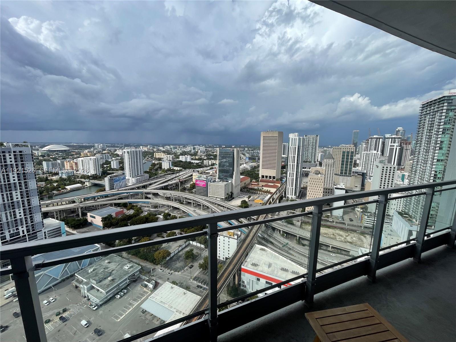 90 SW 3rd St #4105, Miami FL 33130