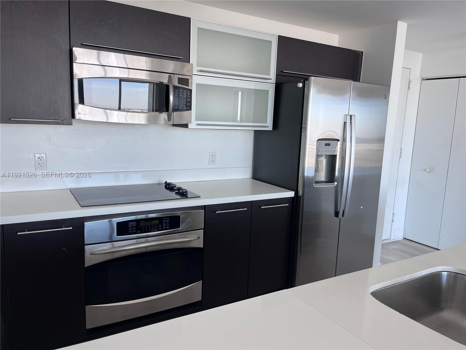 90 SW 3rd St #4105, Miami FL 33130