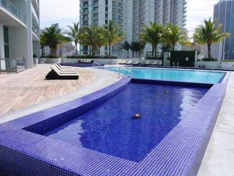 90 SW 3rd St #4105, Miami FL 33130