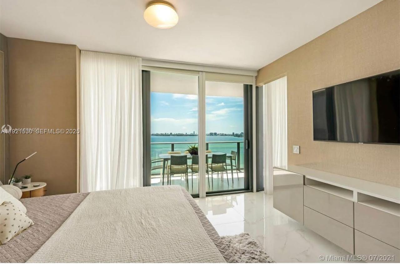 3131 NE 7th Ave #2102, Miami FL 33137