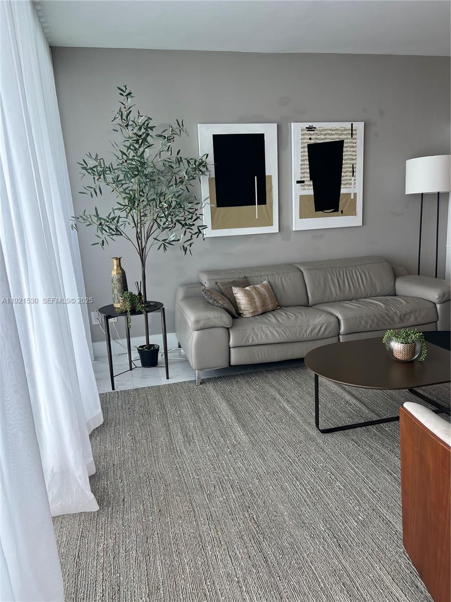 3131 NE 7th Ave #2102, Miami FL 33137