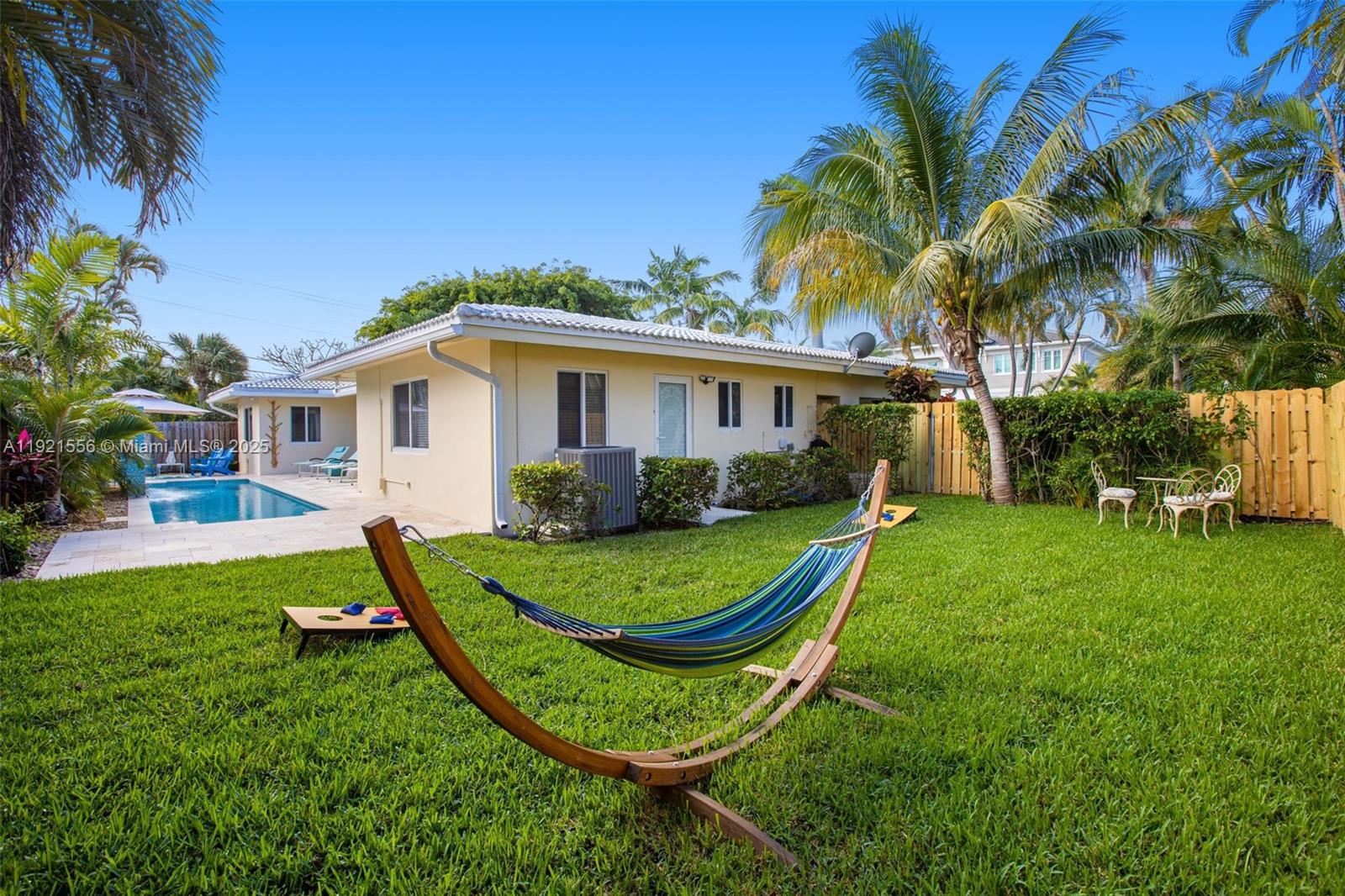 290 Tropic Dr, Lauderdale By The Sea FL 33308