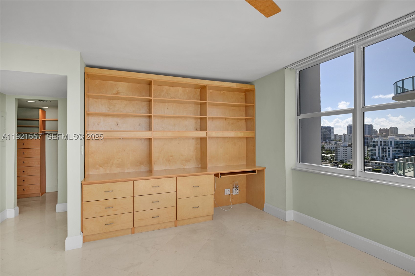 936 Intracoastal Dr #15H, Fort Lauderdale FL 33304