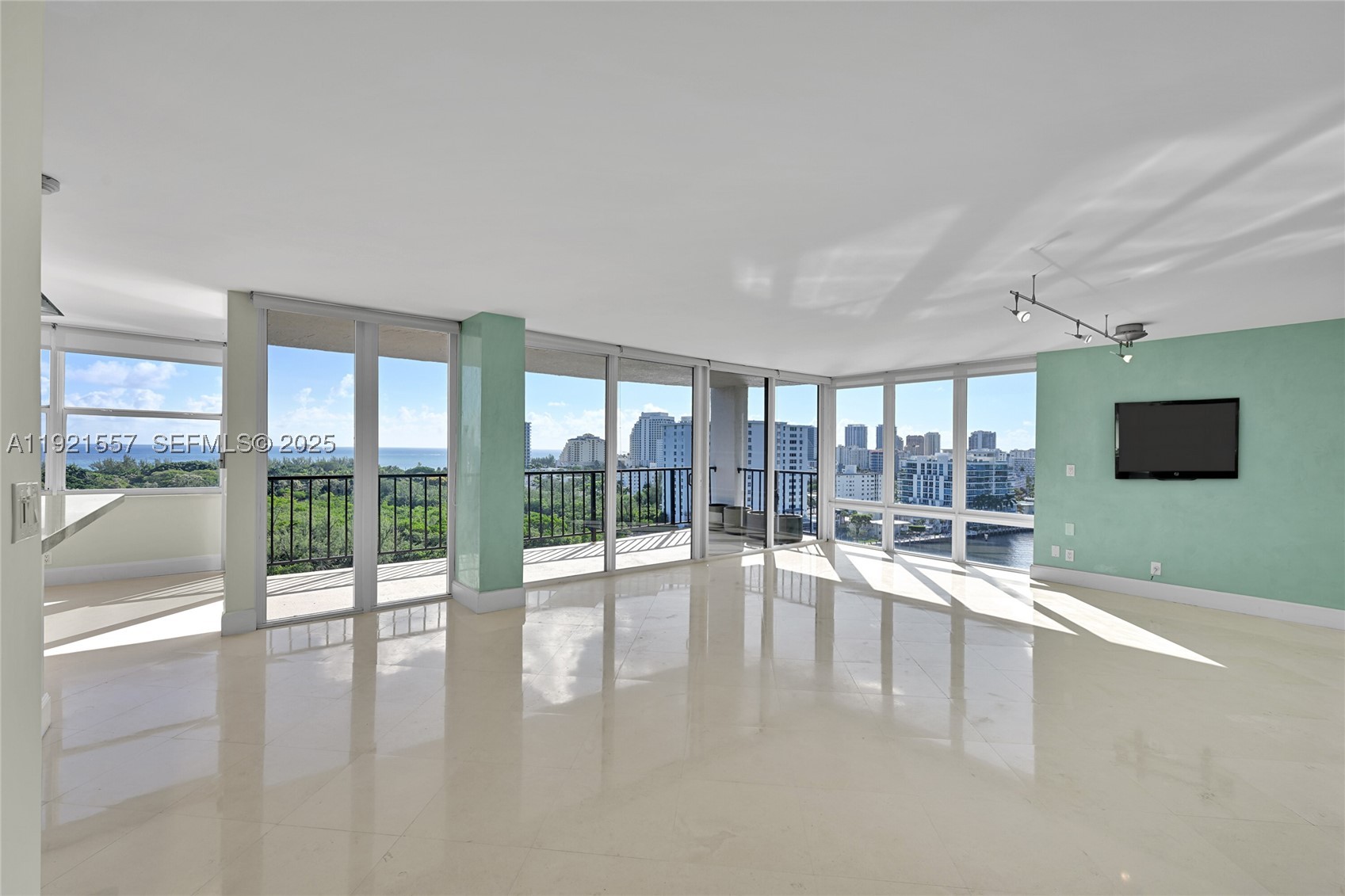 936 Intracoastal Dr #15H, Fort Lauderdale FL 33304