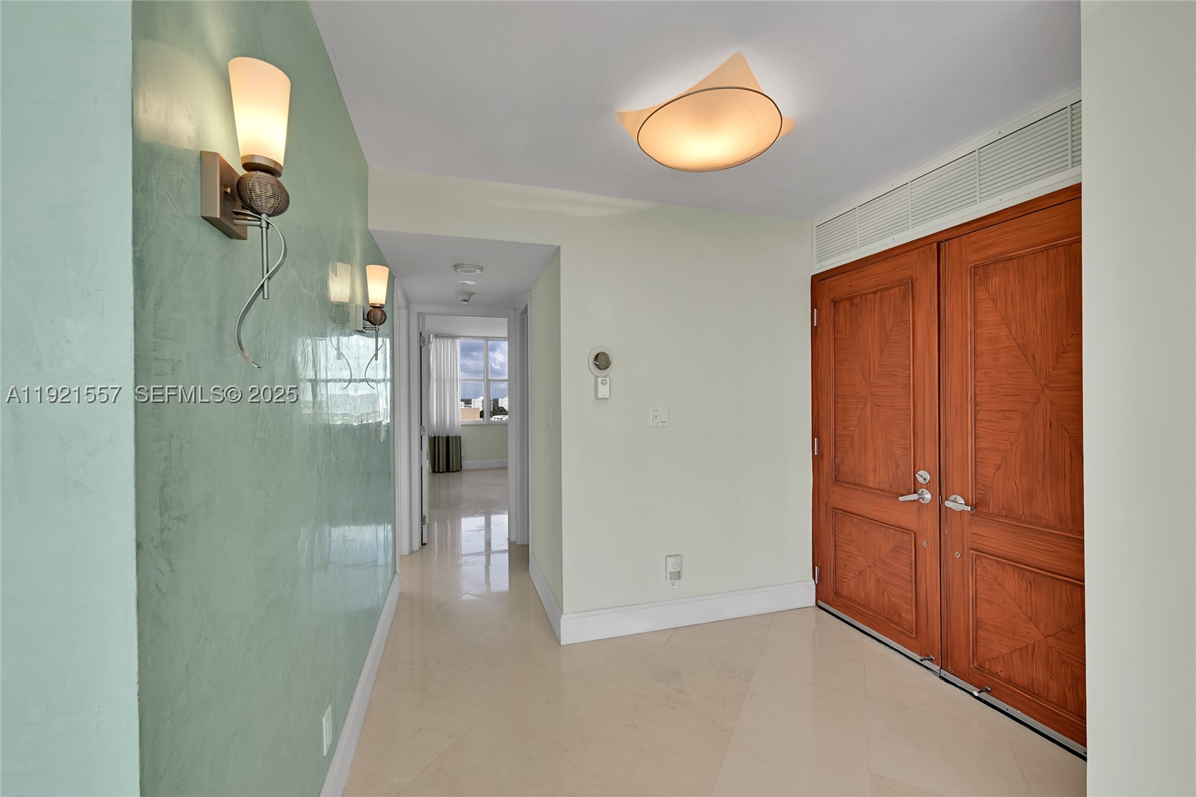 936 Intracoastal Dr #15H, Fort Lauderdale FL 33304