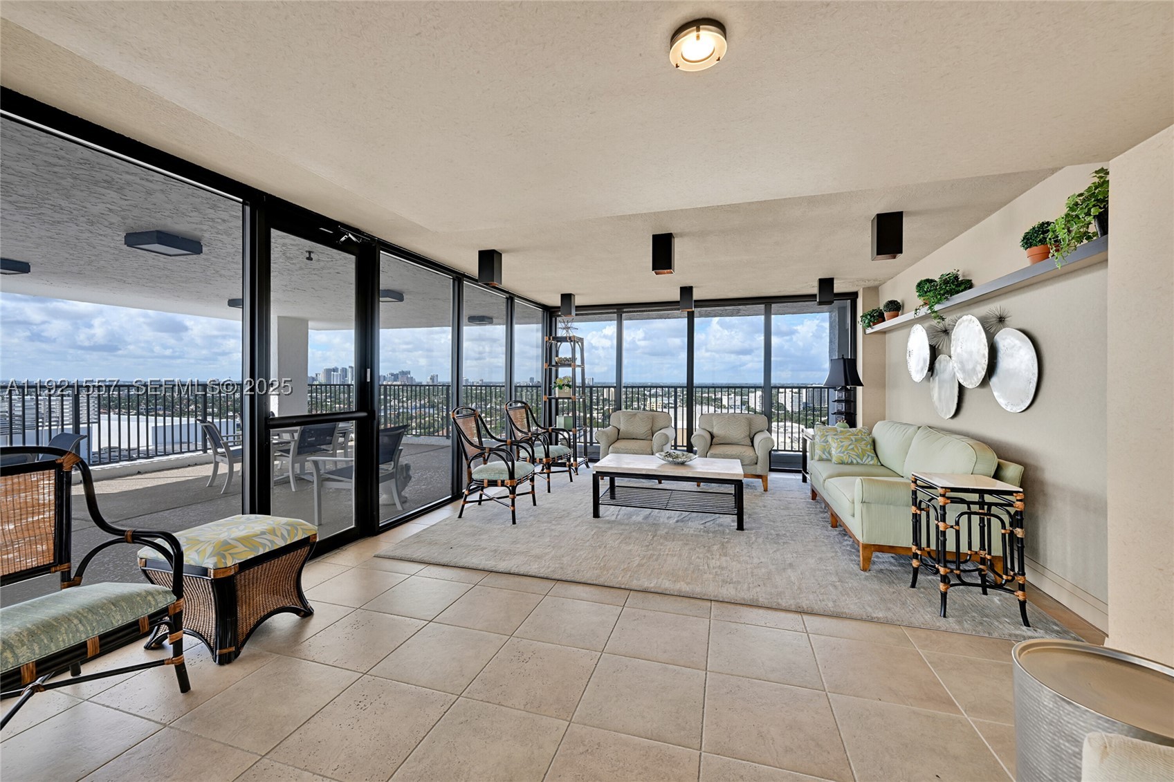 936 Intracoastal Dr #15H, Fort Lauderdale FL 33304