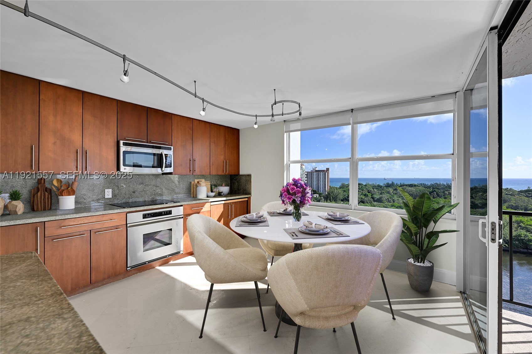 936 Intracoastal Dr #15H, Fort Lauderdale FL 33304