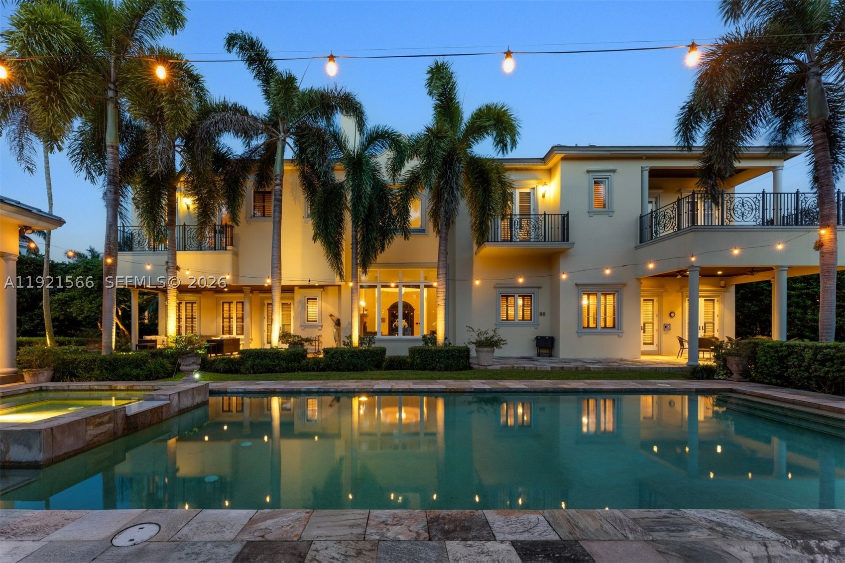 8010 Ponce De Leon Rd, Miami FL 33143
