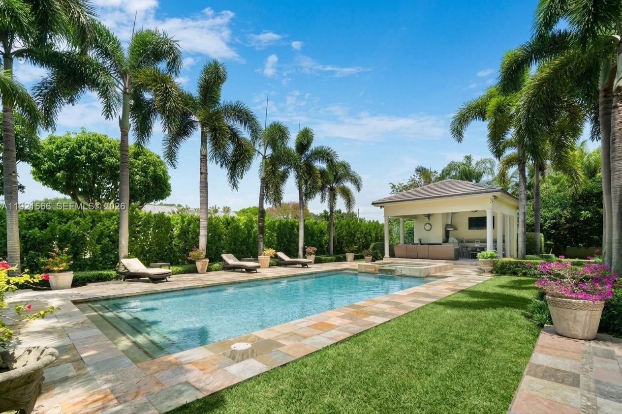 8010 Ponce De Leon Rd, Miami FL 33143
