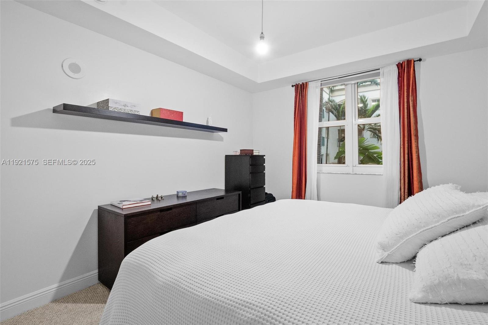19900 E Country Club Dr #212, Aventura FL 33180