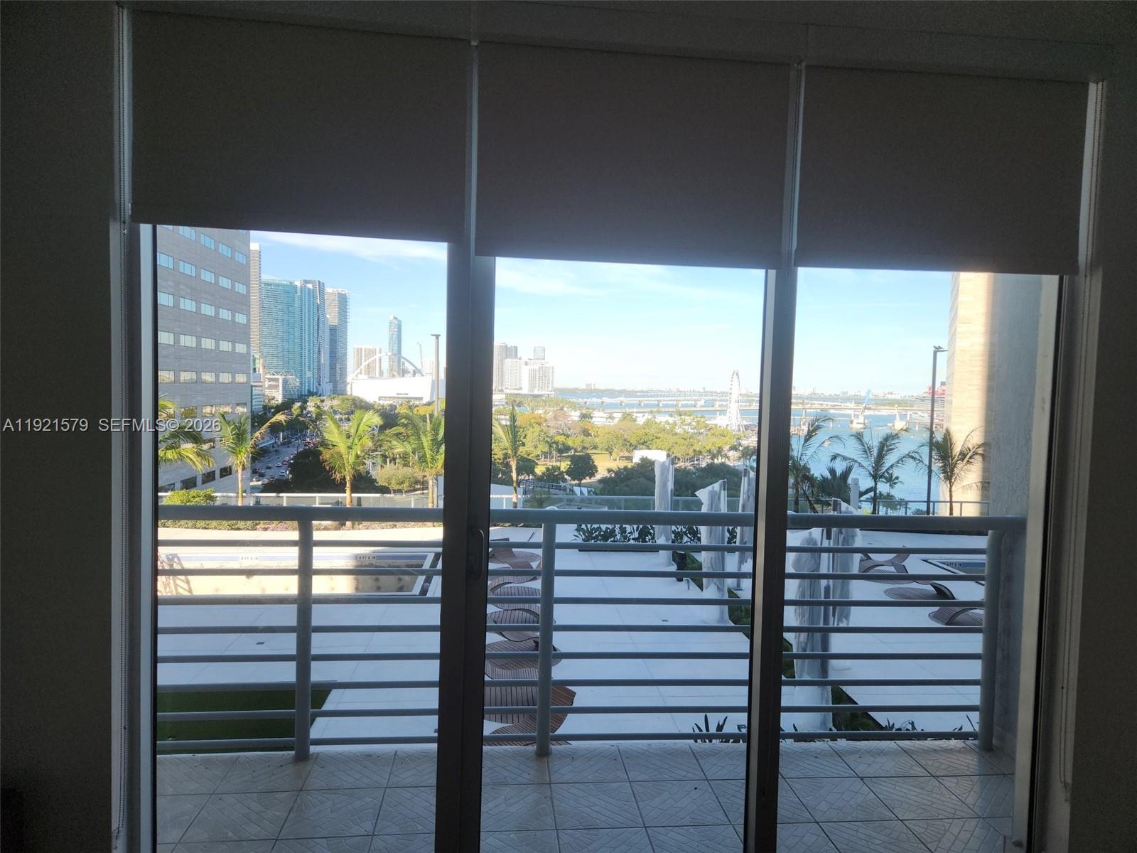 325 S Biscayne Blvd #1420, Miami FL 33131