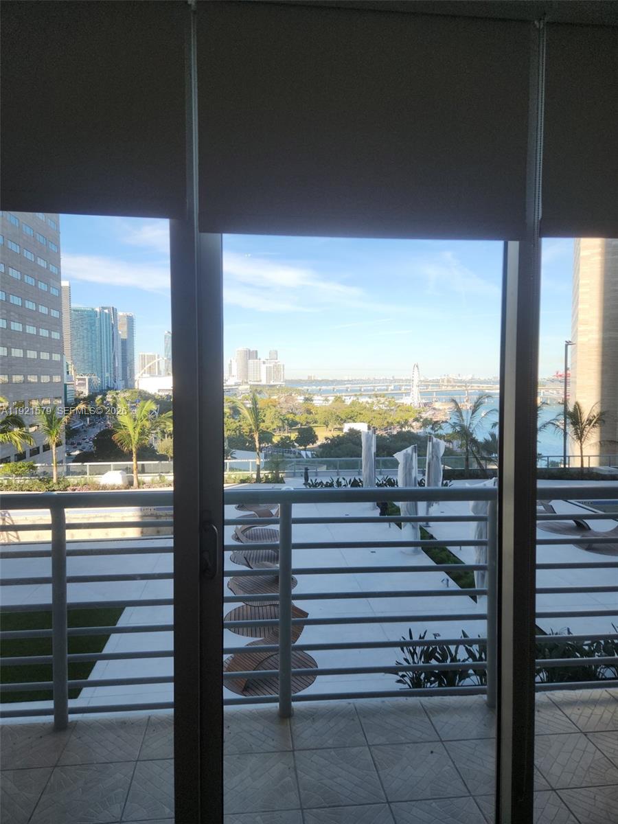 325 S Biscayne Blvd #1420, Miami FL 33131