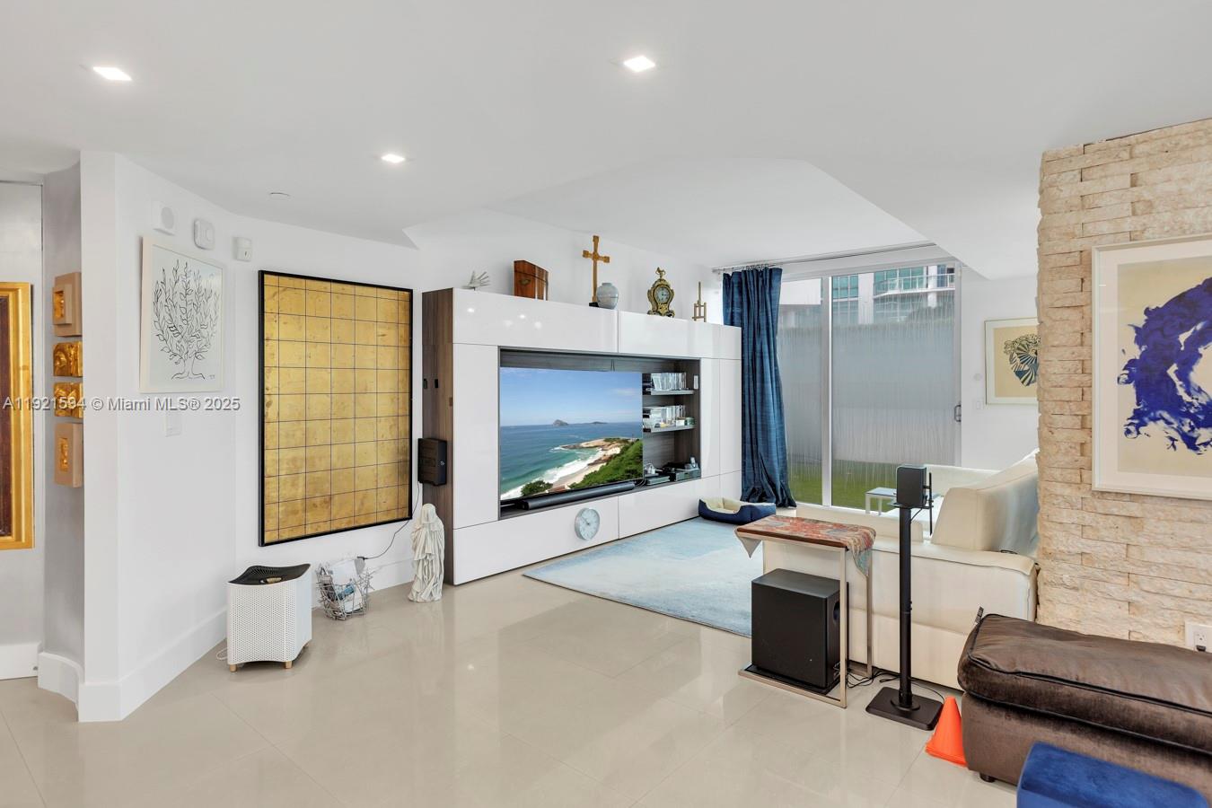 3131 NE 188th St #2-301, Aventura FL 33180