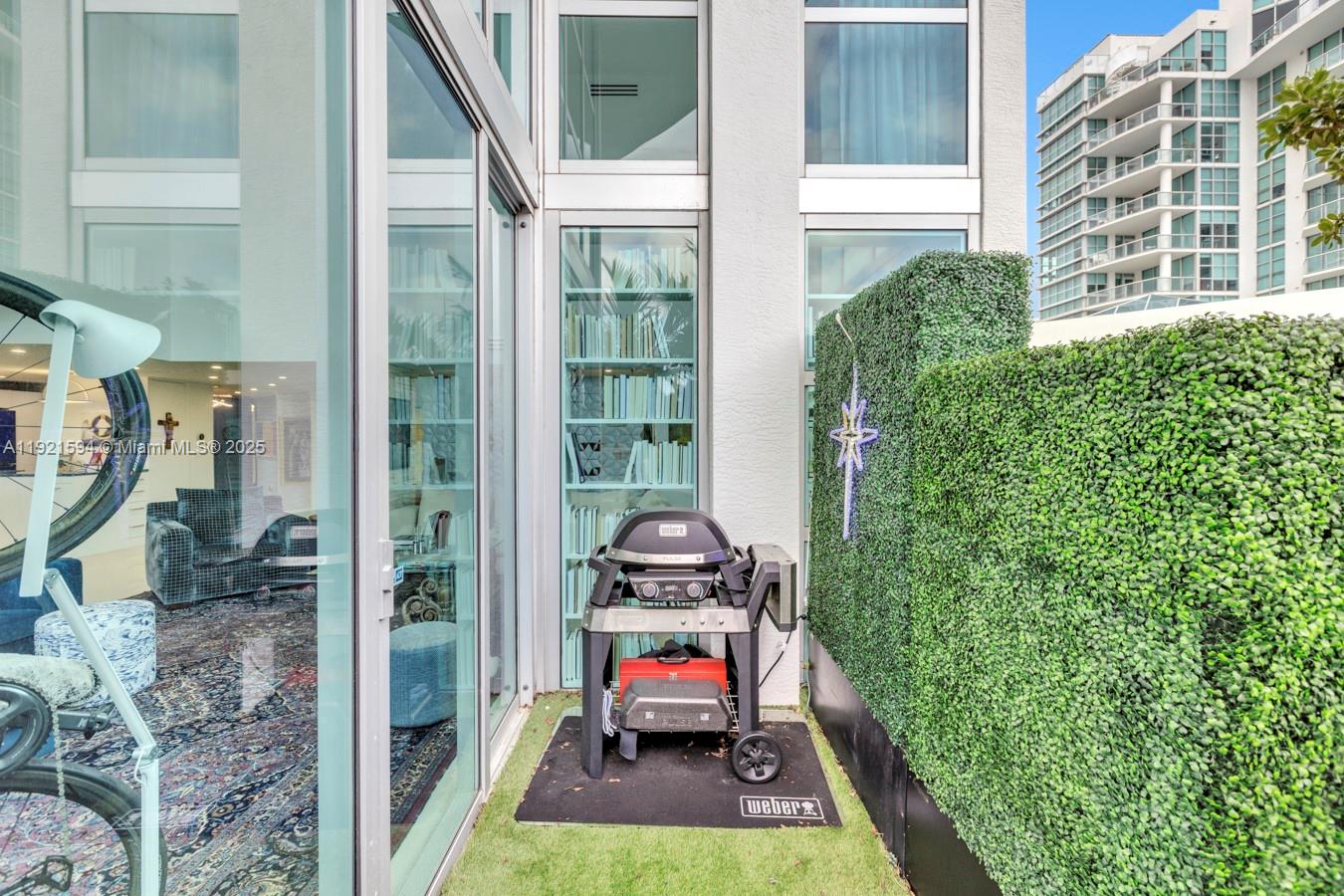 3131 NE 188th St #2-301, Aventura FL 33180