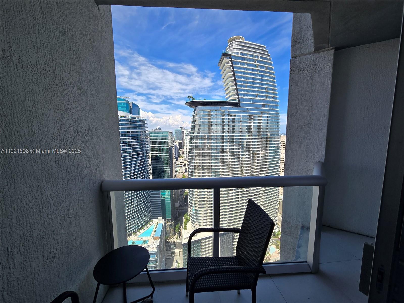 475 Brickell Ave #4908, Miami FL 33131