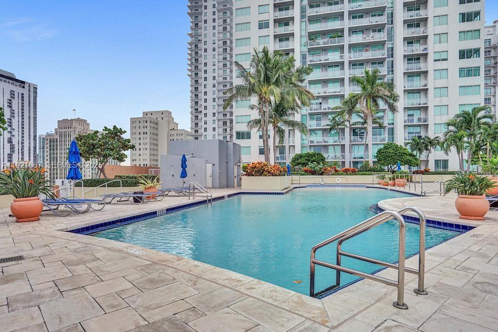 244 Biscayne Blvd #3005, Miami FL 33132