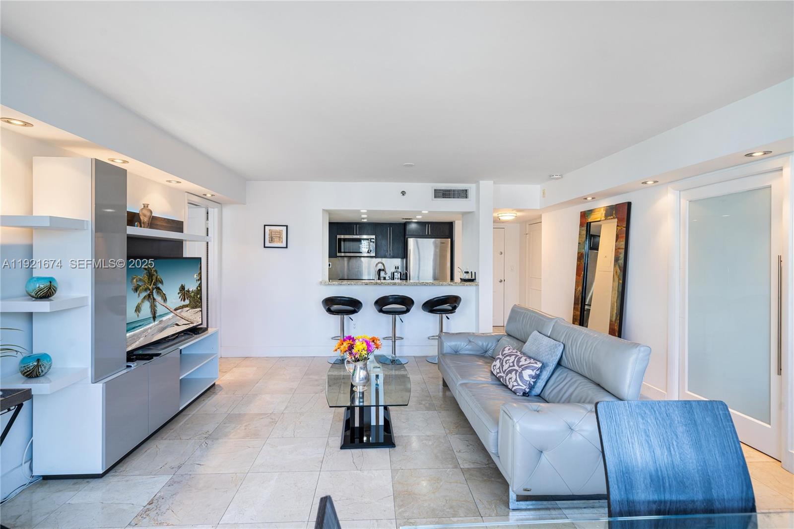 540 Brickell Key Dr #1411, Miami FL 33131
