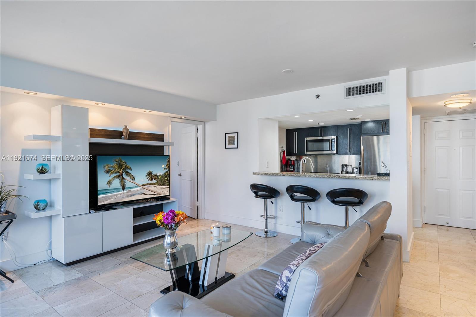 540 Brickell Key Dr #1411, Miami FL 33131