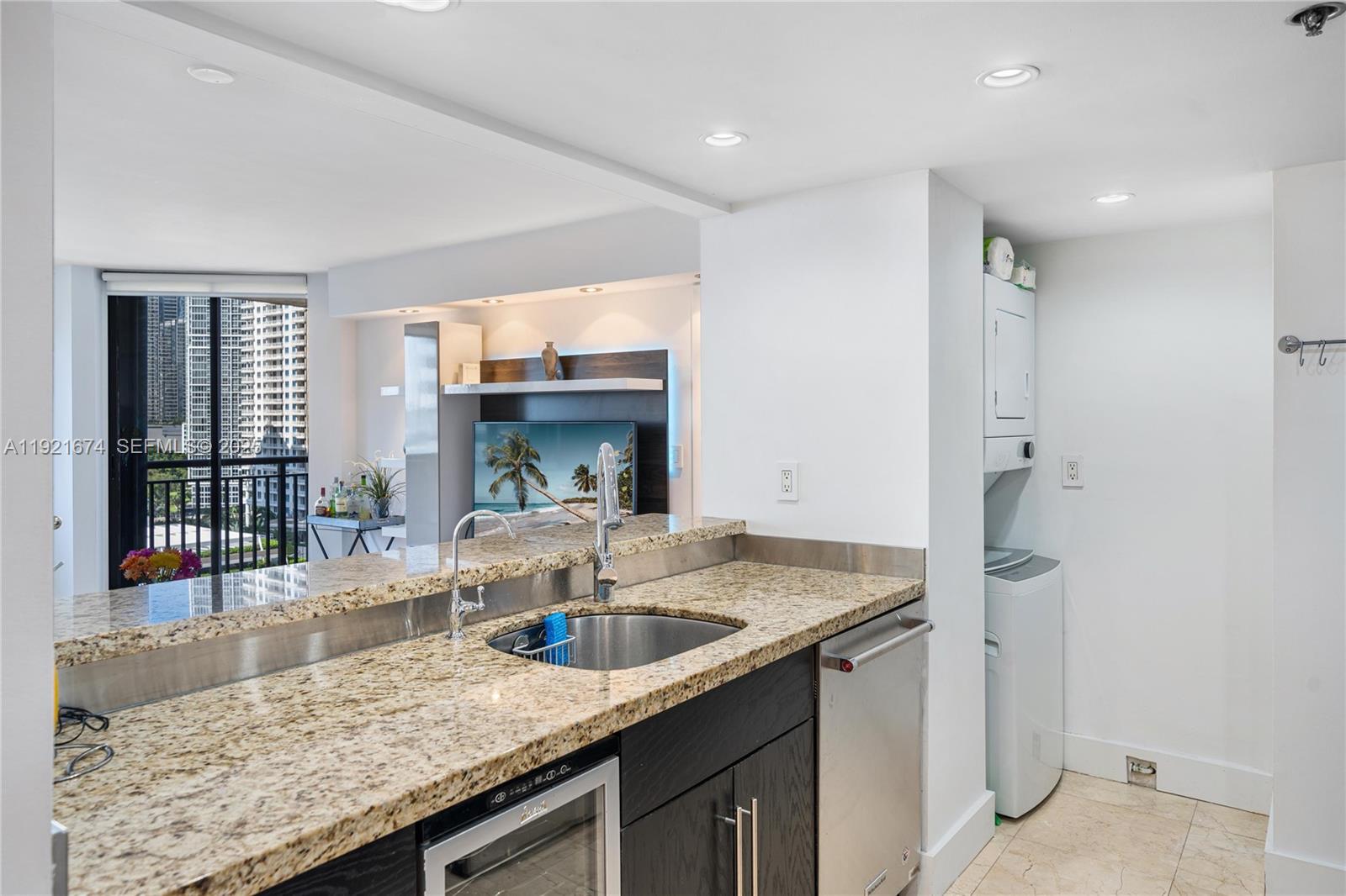 540 Brickell Key Dr #1411, Miami FL 33131