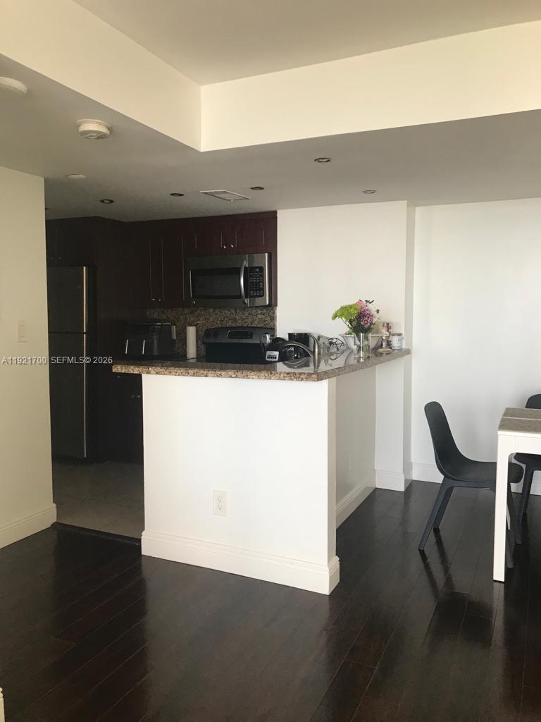 770 Claughton Island Dr #1404, Miami FL 33131