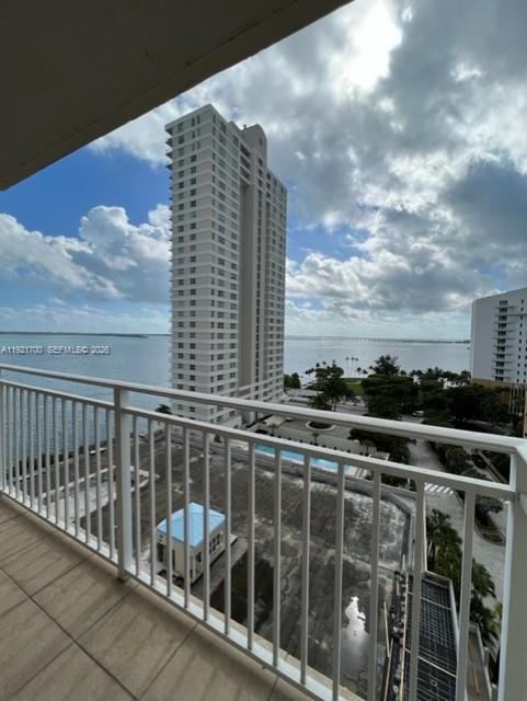 770 Claughton Island Dr #1404, Miami FL 33131