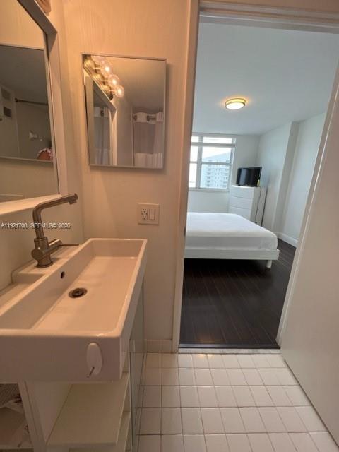 770 Claughton Island Dr #1404, Miami FL 33131