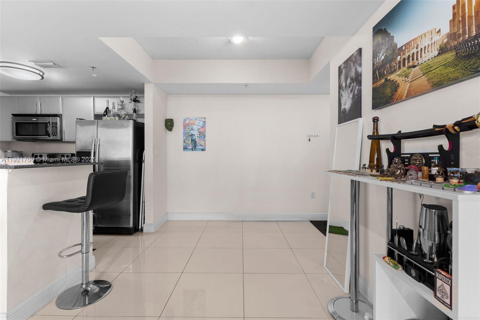 1871 NW S River Dr #1402, Miami FL 33125